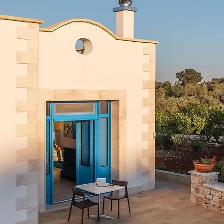 Trullo Blue Villa *