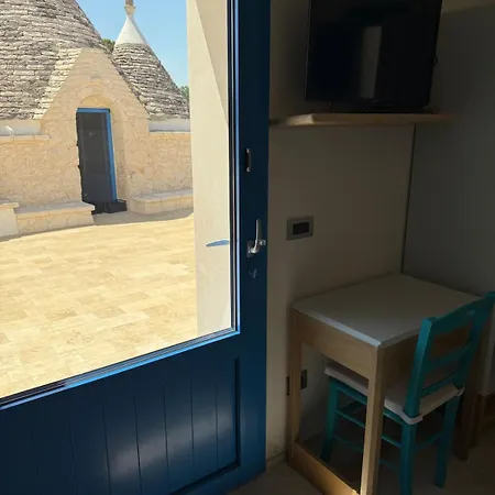 Trullo Blue * سيغلي ميسابيكا